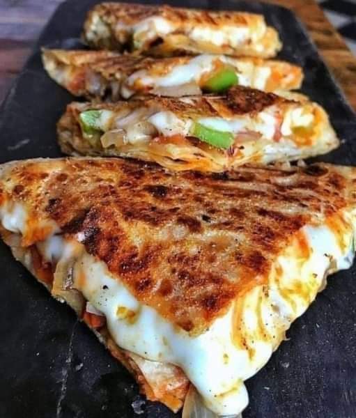 DOMOWE TOREBKI NA PIZZĘ