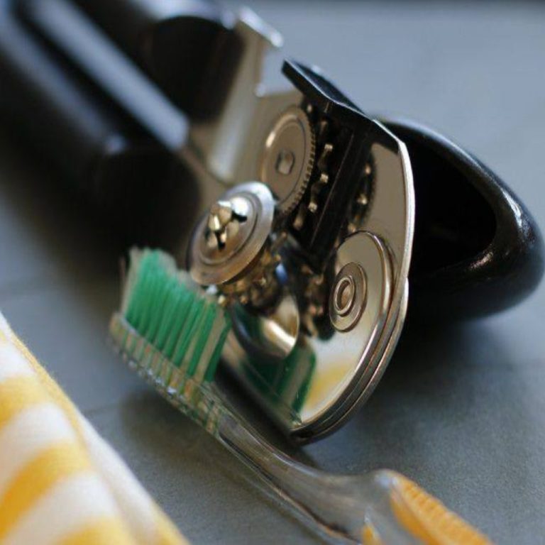 9 brudnych zadań, które szczoteczka do zębów może wykonać w Twojej kuchni