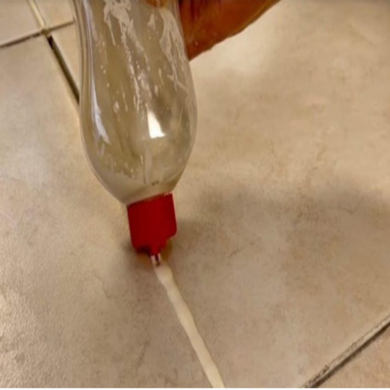 Podłoga i fugi idealnie białe w 10 minut: sekret glazurników ujawniony