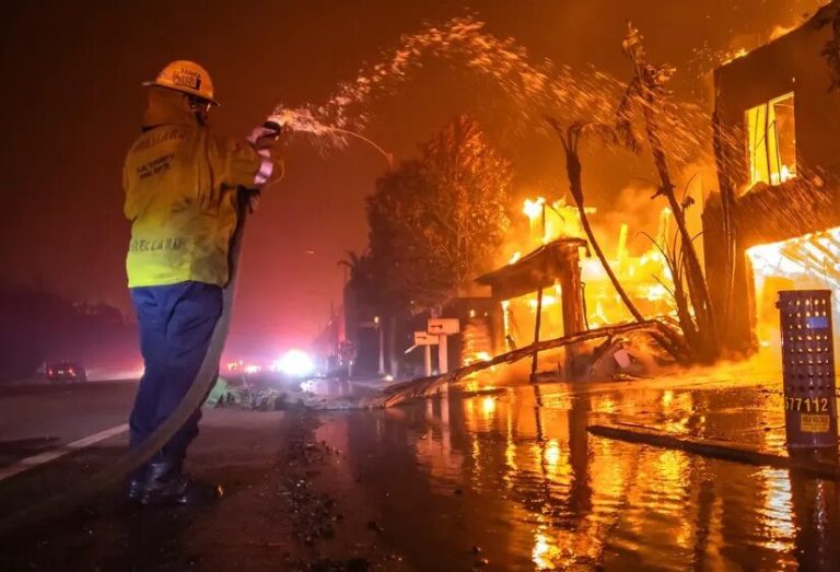Tragedia dotknęła także Patricka Bruela: jego dwójka dzieci znajdowała się w domu w Los Angeles i...🔥