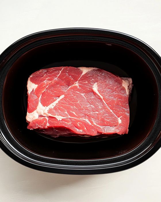 Włóż surową wieprzowinę do wolnowaru z tymi 4 składnikami. To zmienia zasady gry.